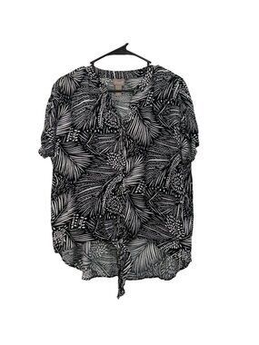 Chicos Black & White Tropical Print Rayon Short Sleeve Button-Down Blouse Size 1